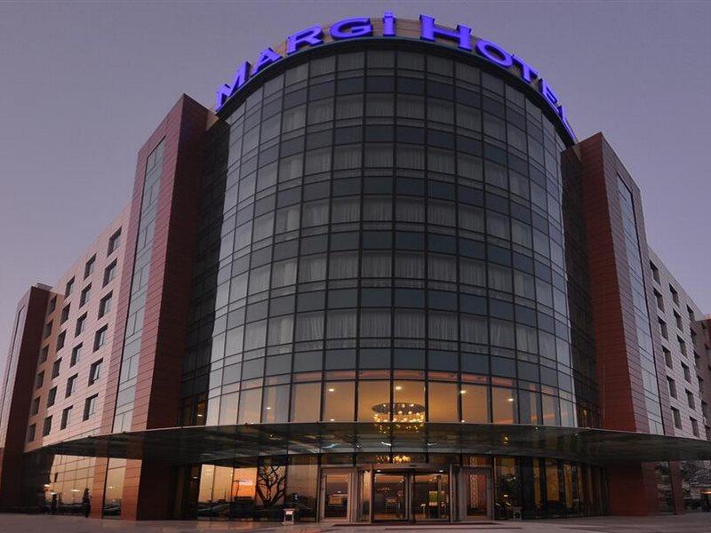 มาร์กี โฮเต็ล Hotel เอดีร์เน ภายนอก รูปภาพ Marriott Hotel in Riyadh