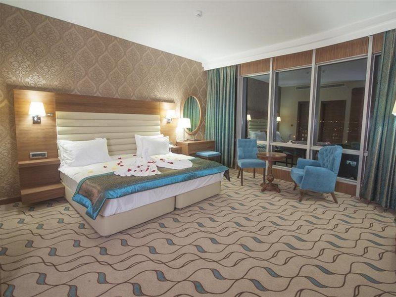 มาร์กี โฮเต็ล Hotel เอดีร์เน ภายนอก รูปภาพ A room at the hotel