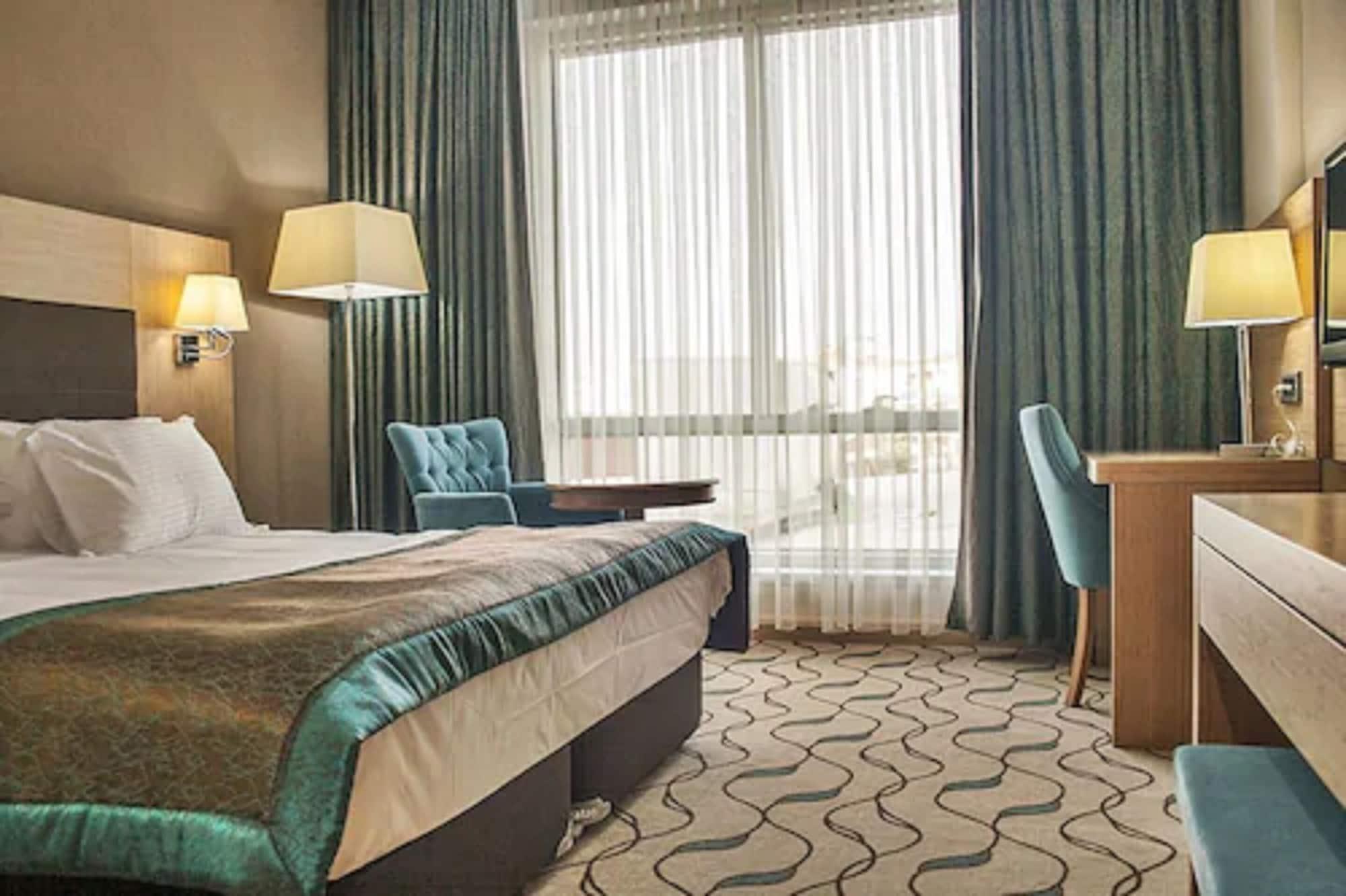 มาร์กี โฮเต็ล Hotel เอดีร์เน ภายนอก รูปภาพ A room at the hotel