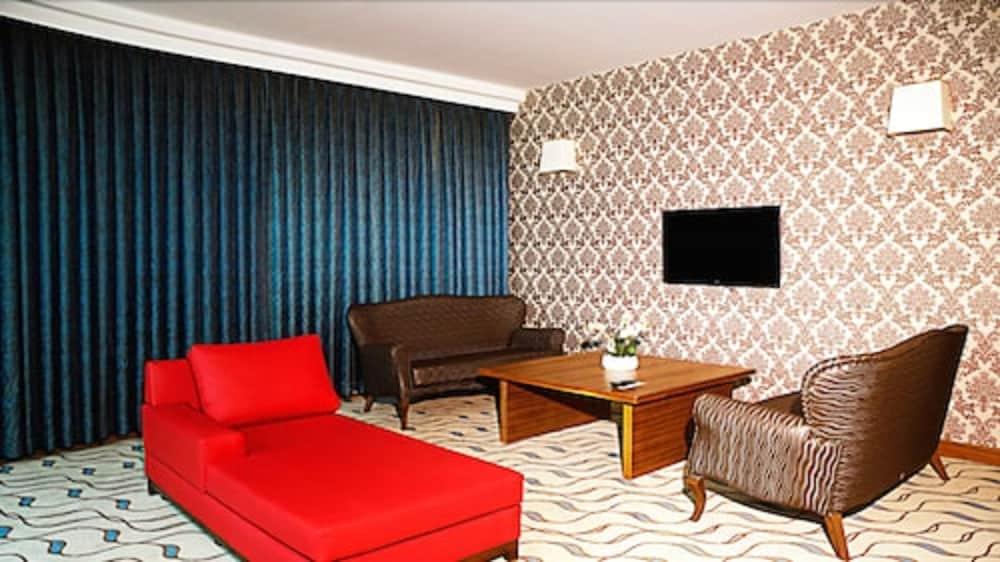 มาร์กี โฮเต็ล Hotel เอดีร์เน ภายนอก รูปภาพ Suite