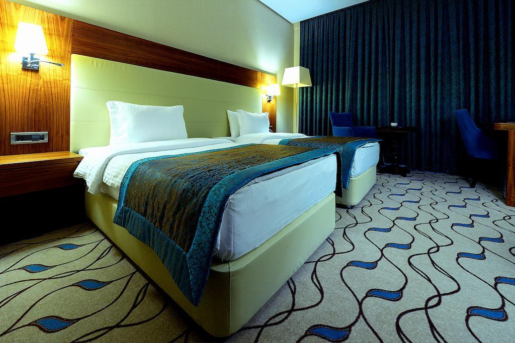 มาร์กี โฮเต็ล Hotel เอดีร์เน ภายนอก รูปภาพ A room at the hotel